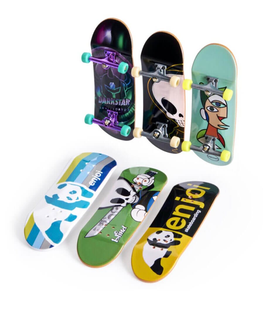 Style May vary and Bag Tech Deck Bundle SLS Pro Series Skate Park Sk8shop Bonus Pack 