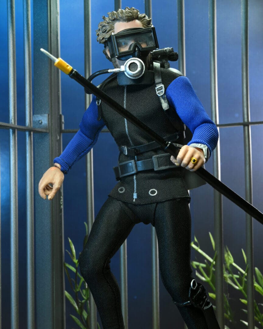 Jaws 8" Clothed Figure - Matt Hooper (Shark Cage) Action Figure by Neca - Image 3