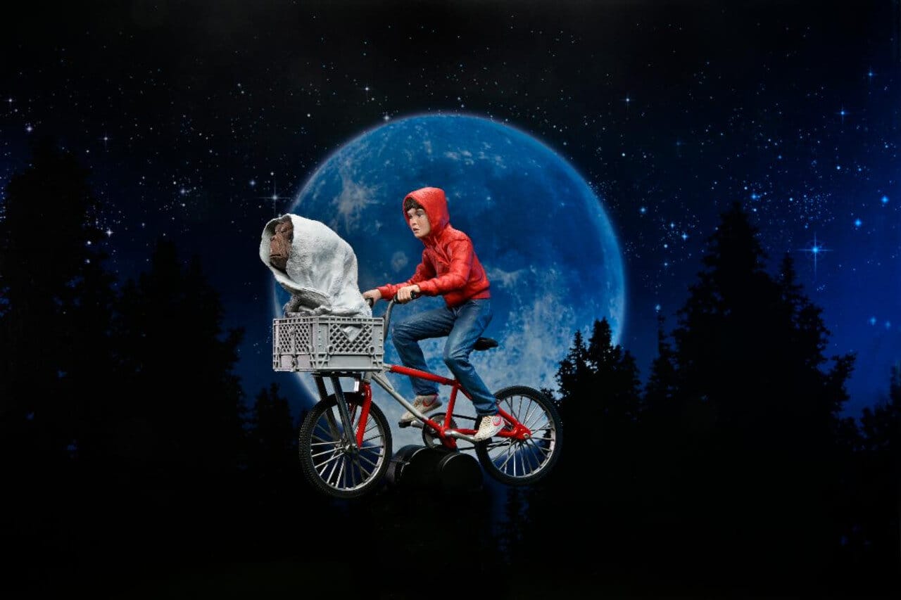 E.T. 40th Anniversary E.T. & Elliot with Bicycle Figure by Neca - Image 5