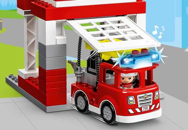 Lego Duplo Fire Station & Helicopter 10970 - Image 7