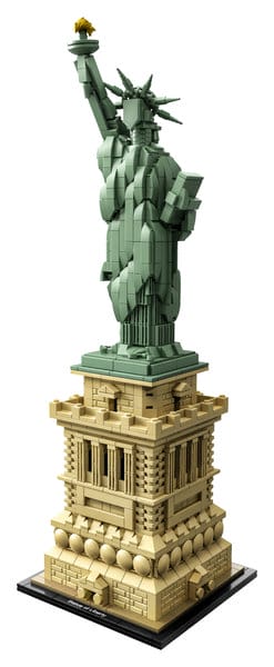 Lego Architecture Statue of Liberty 21042 - Image 3
