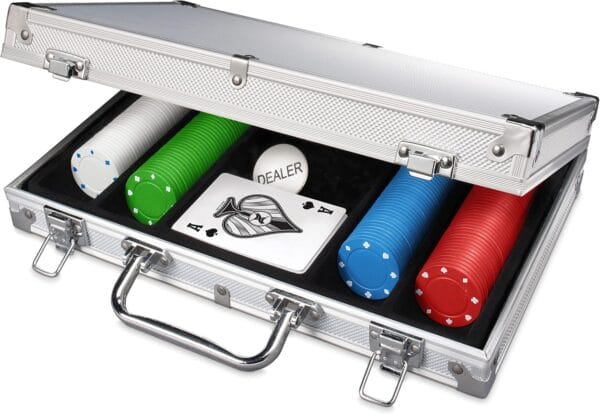 200 Piece Poker Set Cardinal Classics - Image 4