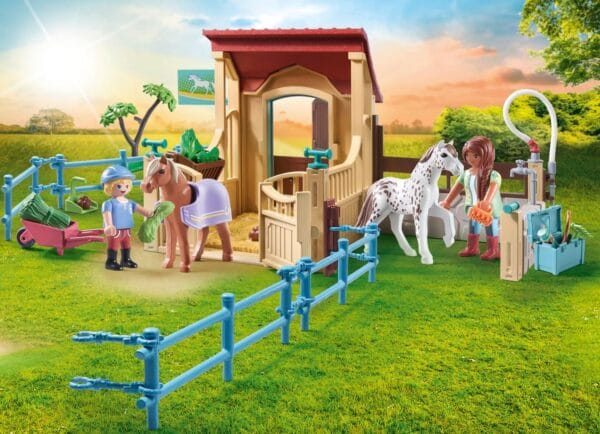Playmobil Riding Stable 71494 - Image 4