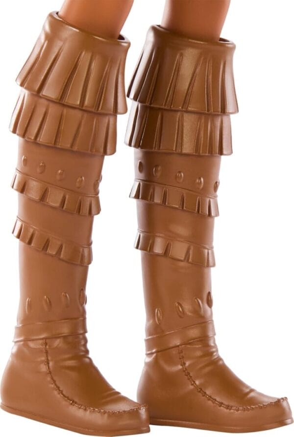 Disney Princess: Pocahontas Fashion Doll - Image 4