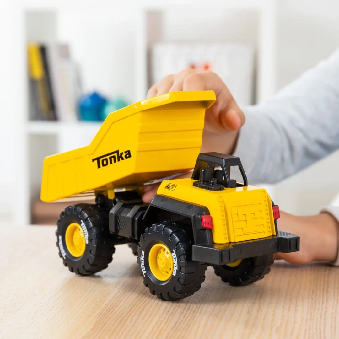 Tonka: Classic Dump Truck (Vintage Style) - Image 4